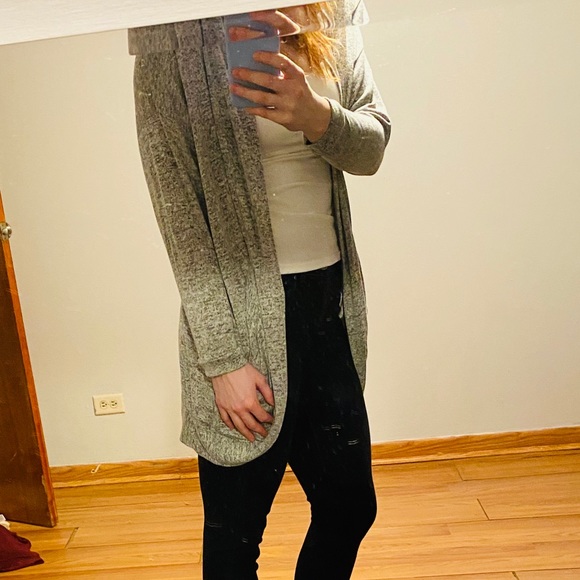 Cardigans - Picture 6 of 6